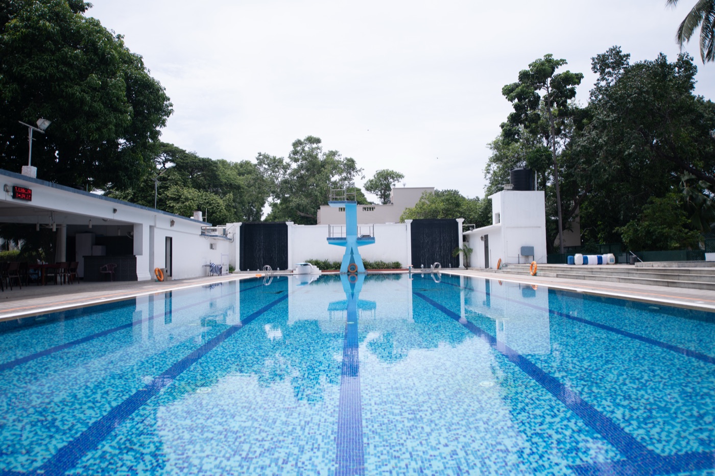 Swimming pool